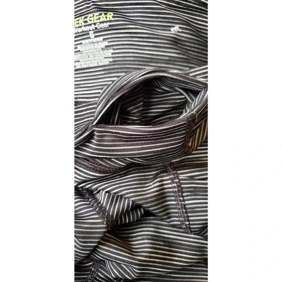 TEK Gear Women's Yoga / Workout pants Size Small - Picture 3 of 6